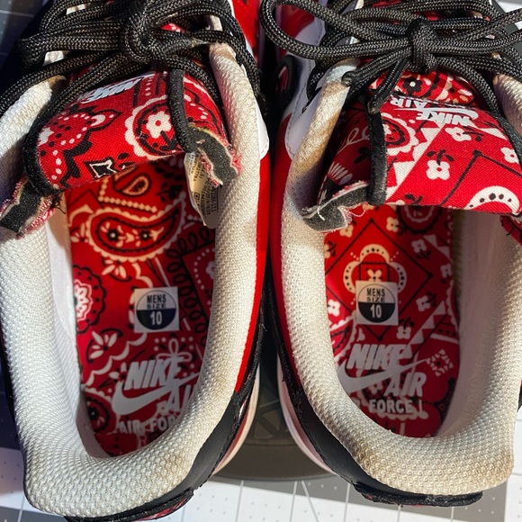 Custom Nike AF1 Low Red bandanna edition - Picture 5 of 5